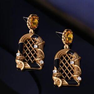 BLACK GOLD VINTAGE STYLE WINDOW EARRINGS